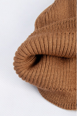 Шапка жіноча